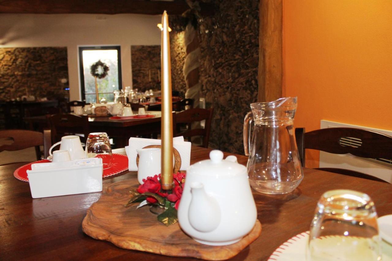 Antico Casale Bed & Breakfast Gioiosa Marea Exterior foto